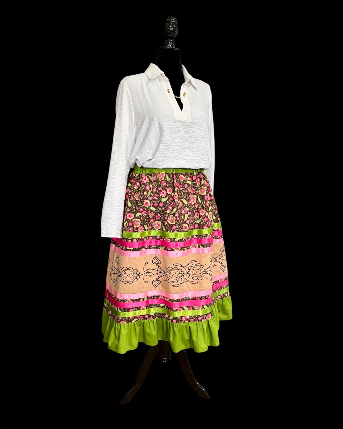 Fits up to 2x—**New Floral Design** & Ruffle Ribbon Skirt