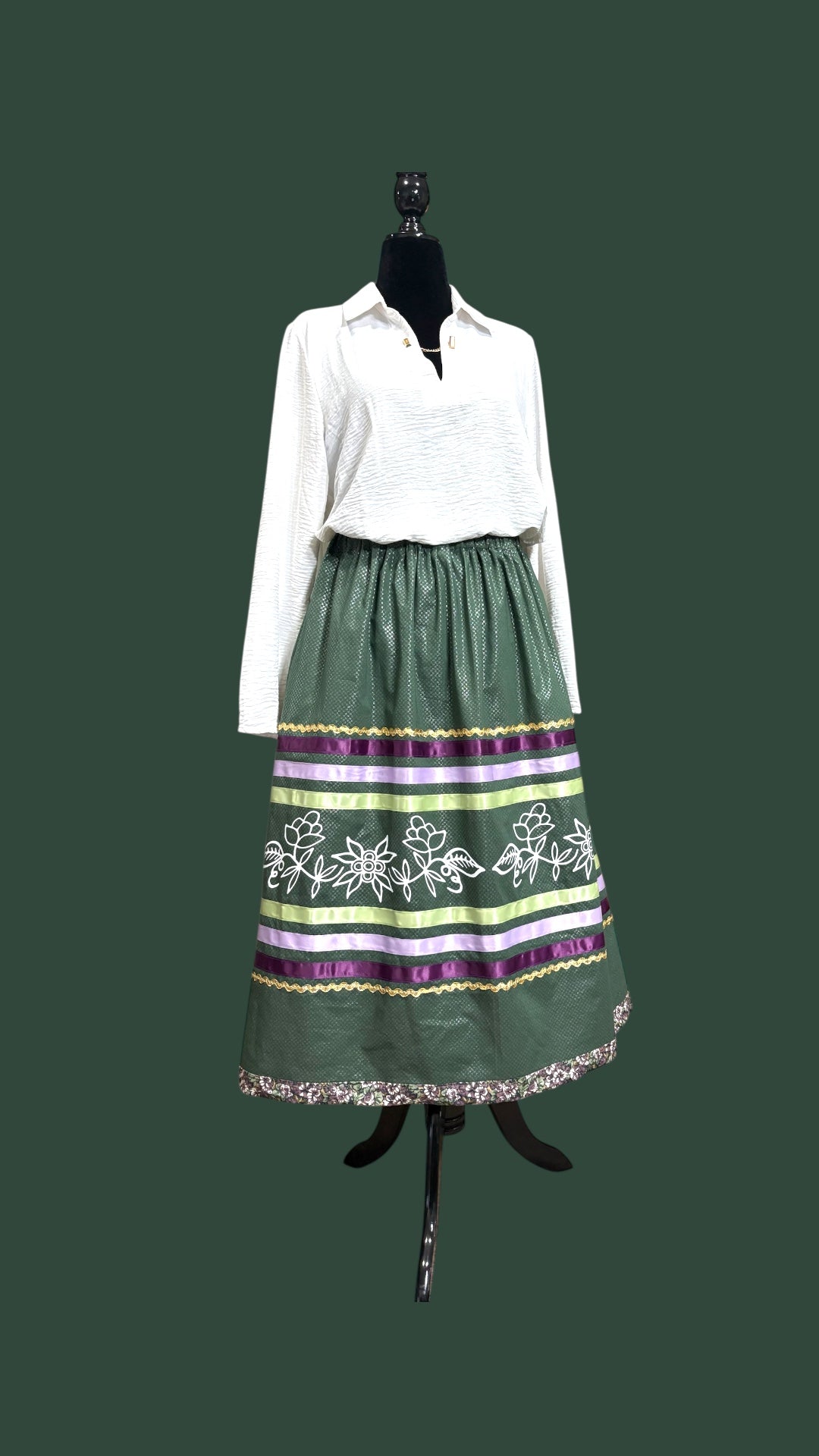 Small-XL Ribbon Skirt— Florals